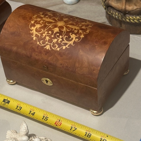 Jewelry Boxes - Picture 5 of 12